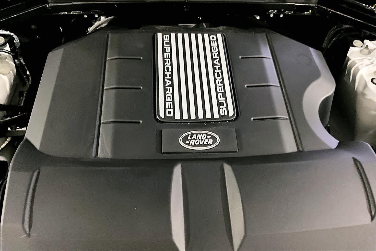 Used 2025 Fuji White Land Rover V8 image 30