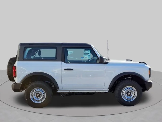 New 2026 Oxford White Ford Base image 6