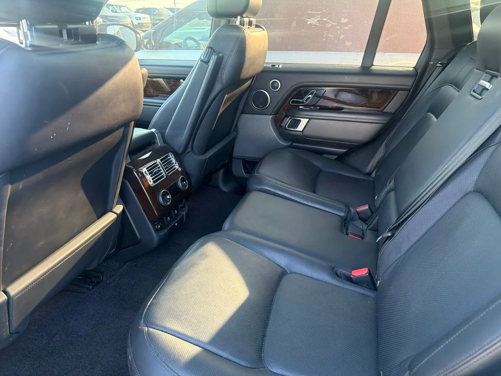 Used 2022  Land Rover Westminster image 6