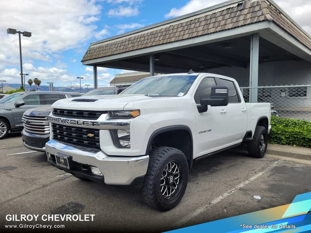 2022 Chevrolet Silverado HD LT 4WD Crew Cab Standard Box's photo