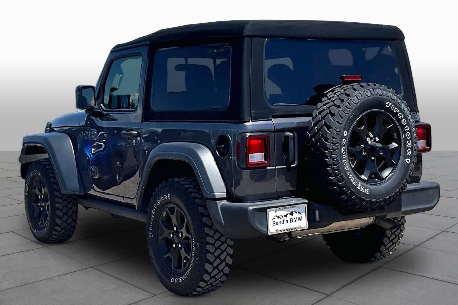 Used 2023 Granite Crystal Metallic Clearcoat Jeep Willys image 8
