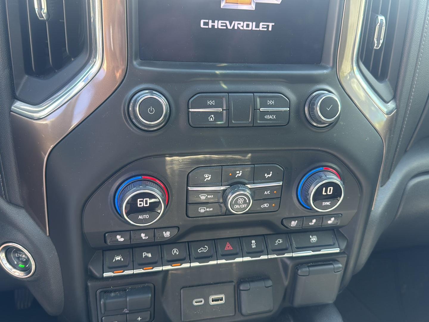 Used 2020 Northsky Blue Metallic Chevrolet High Country image 9