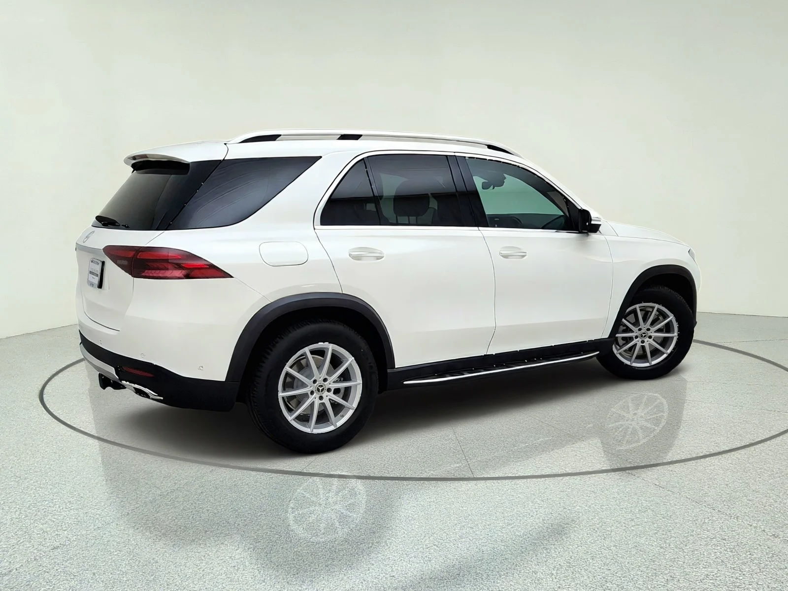Certified Used 2026 Polar White Mercedes-Benz GLE 350 image 8