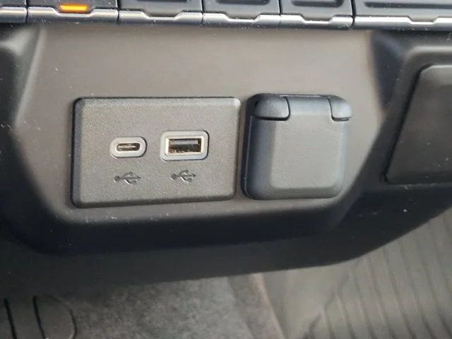 Used 2020 Silver Chevrolet RST image 20