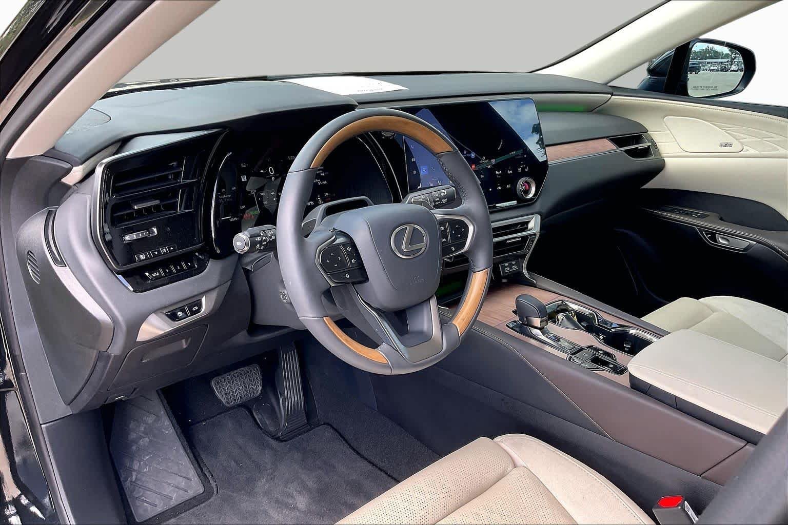 Used 2025 Caviar Lexus Luxury image 17