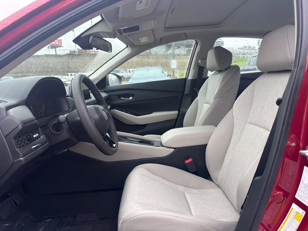 New 2026 Radiant Red Metallic Honda SE image 9