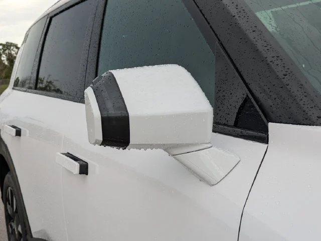New 2027 White Kia S image 12