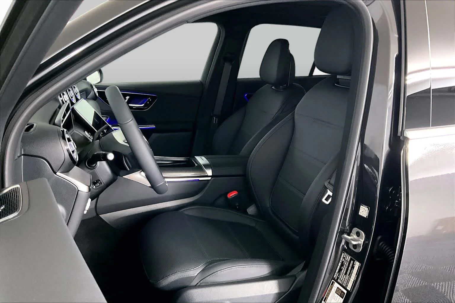 New 2026 Graphite Grey Metallic Mercedes-Benz GLC 300 image 14