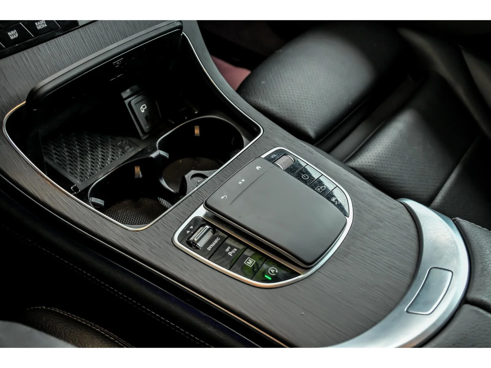 Used 2020 White Mercedes-Benz GLC 300 4MATIC® image 22