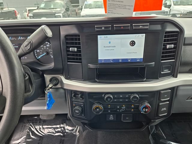 Used 2024 White Ford XLT image 16
