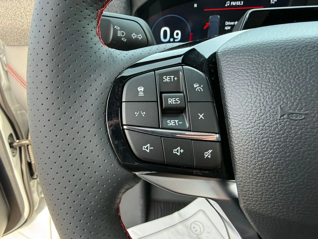 2026 Ford Explorer ST-Line - Photo 22