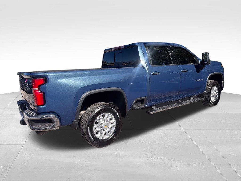 Used 2025 Blue Chevrolet LTZ image 5