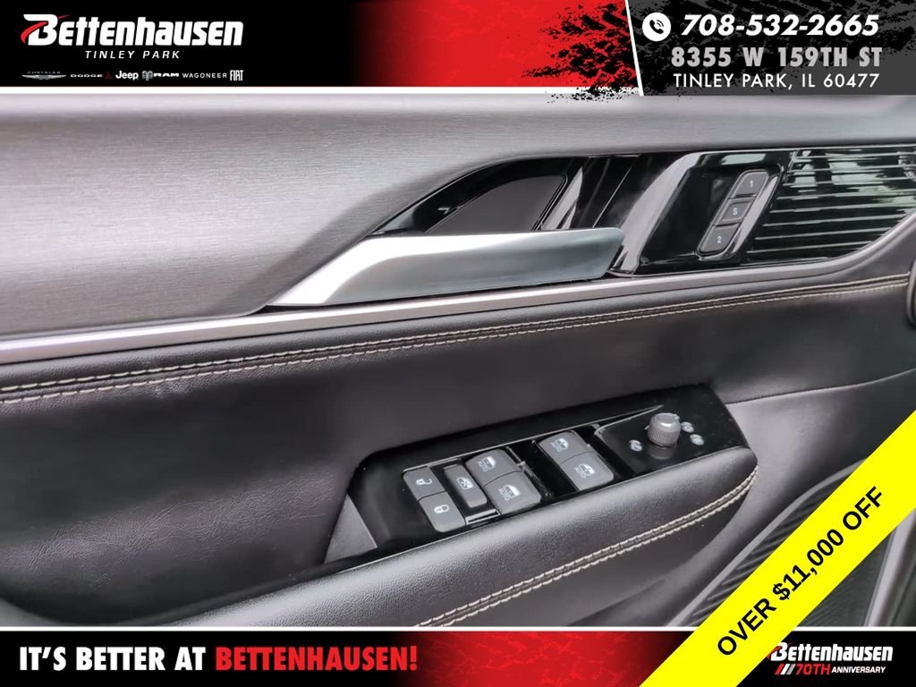 2025 Jeep Wagoneer Series II - Photo 16
