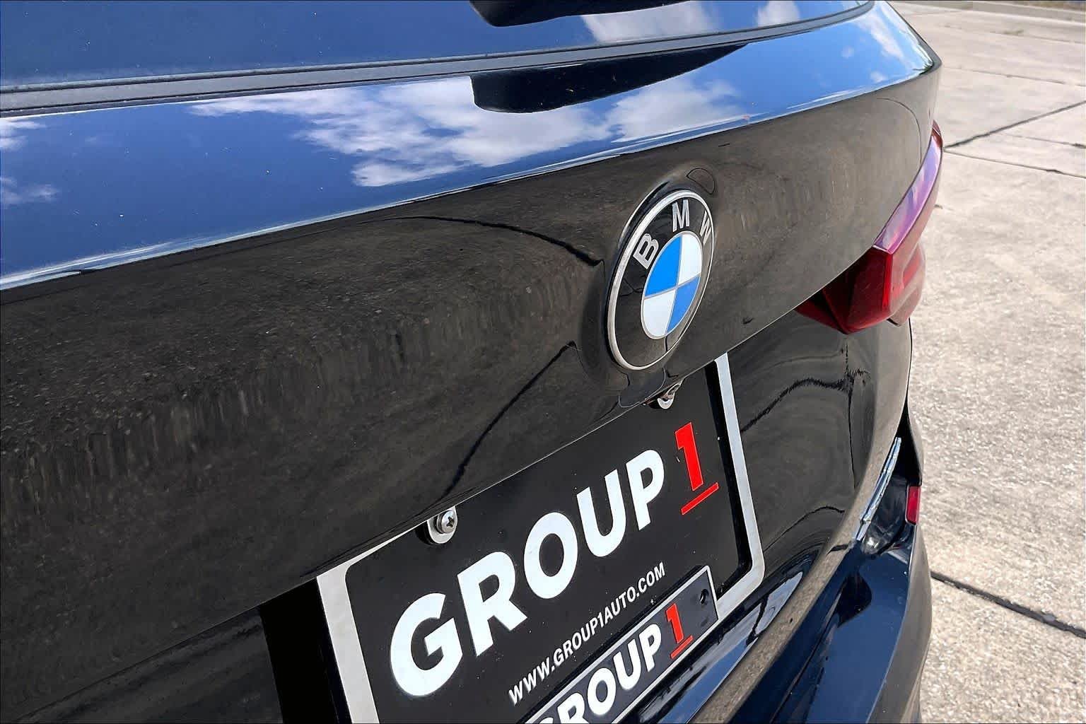 Used 2019 Jet Black BMW xDrive30i image 31