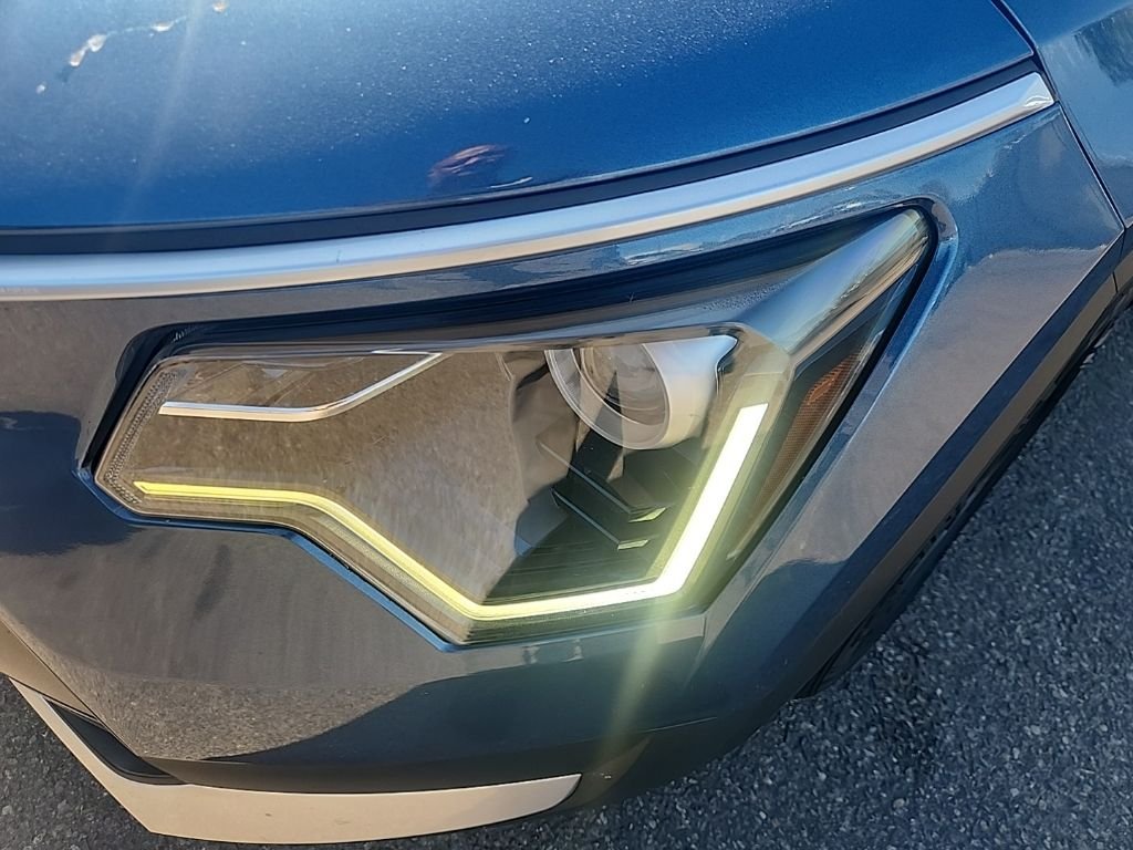 Certified Used 2024 Blue Kia EX image 6