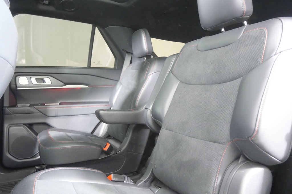 Used 2025 White Metallic Ford ST image 16