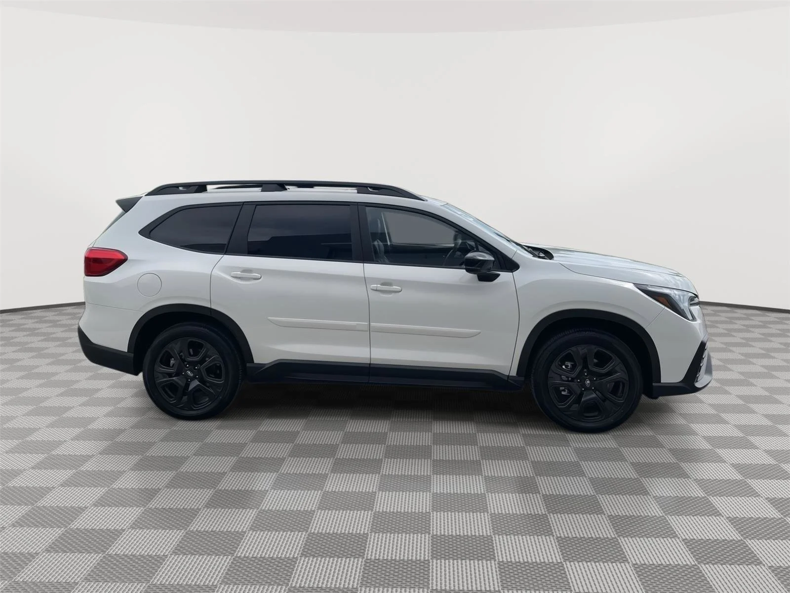 Certified Used 2025 Crystal White Pearl Subaru Onyx Edition Touring image 3