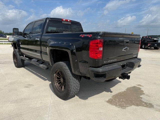 Used 2015 Black Chevrolet High Country image 3