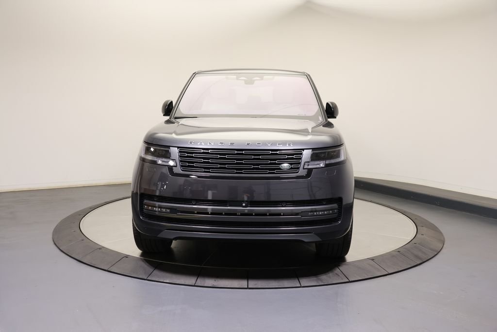 Used 2023 Carpathian Gray Premium Metallic Land Rover SE image 8