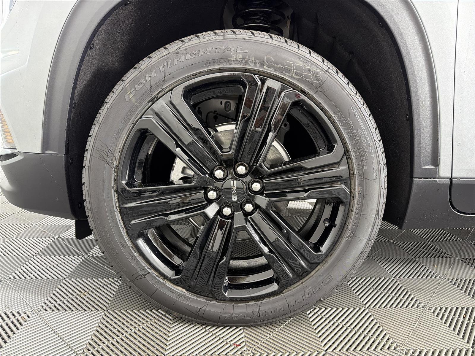 2026 GMC Acadia Elevation - Photo 9
