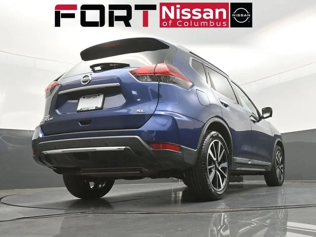 Used 2020 Blue Nissan SL image 33