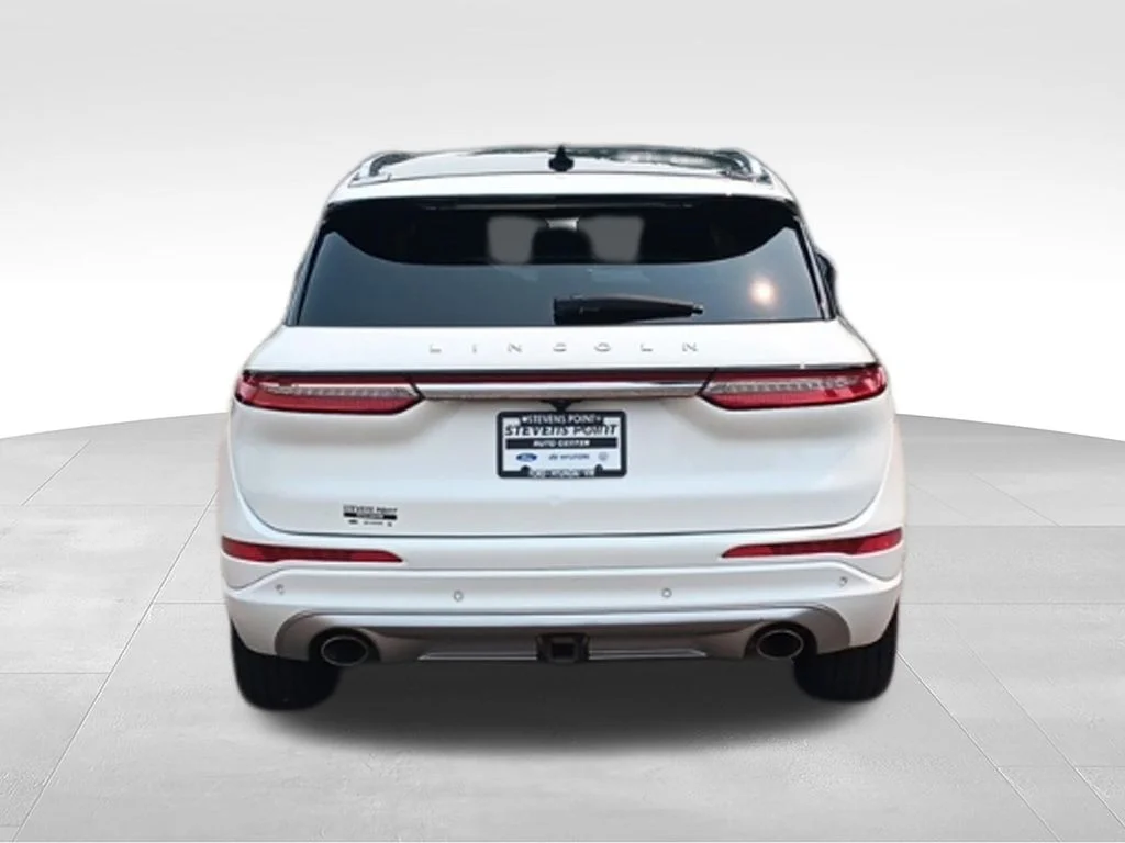 Used 2022 Pristine White Metallic Tri-Coat Lincoln Reserve image 6