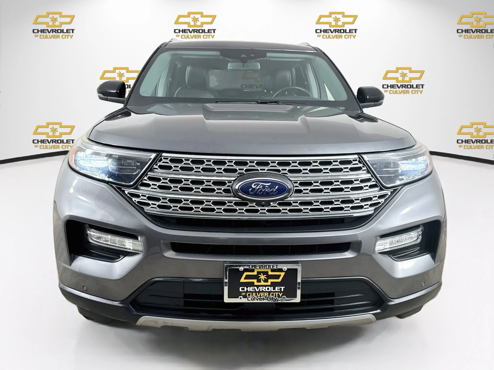 Used 2023 Gray Ford Limited image 2
