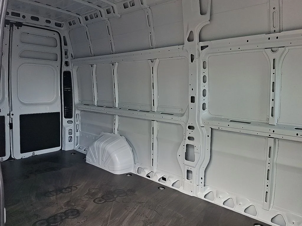 New 2026 Bright White Clear-Coat Exterior Paint RAM Super High Roof image 7