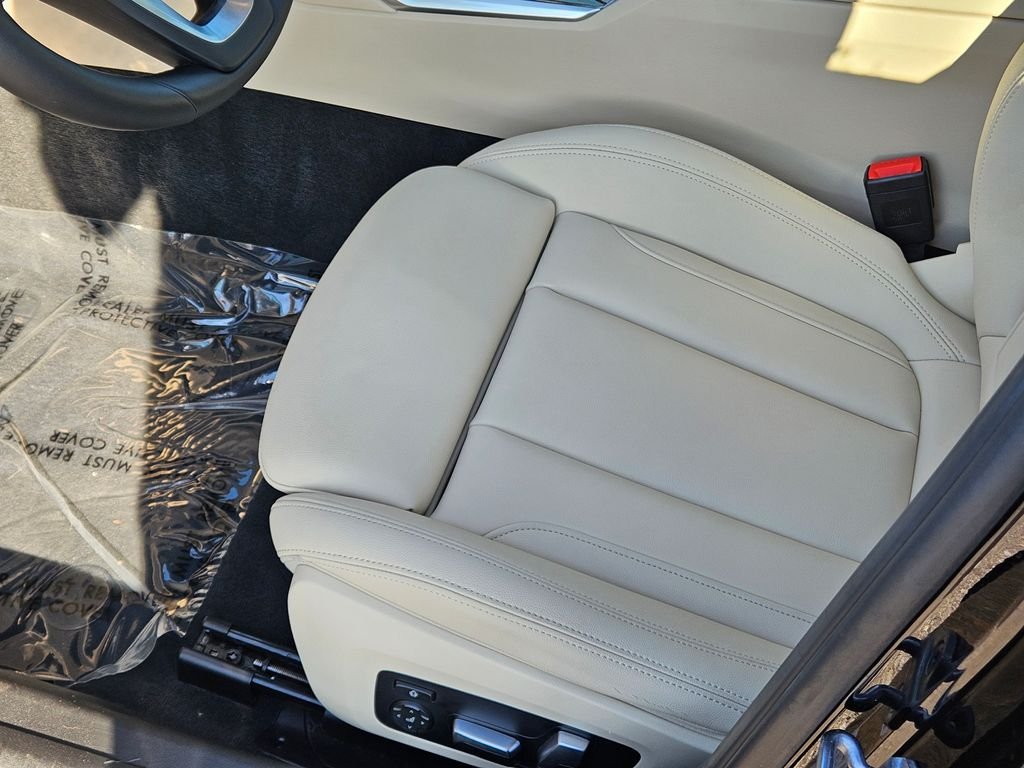 Used 2021 Jet Black BMW 330i xDrive image 33