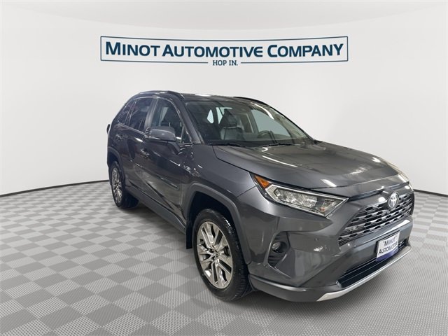 2020 Toyota RAV4 Limited photo 2
