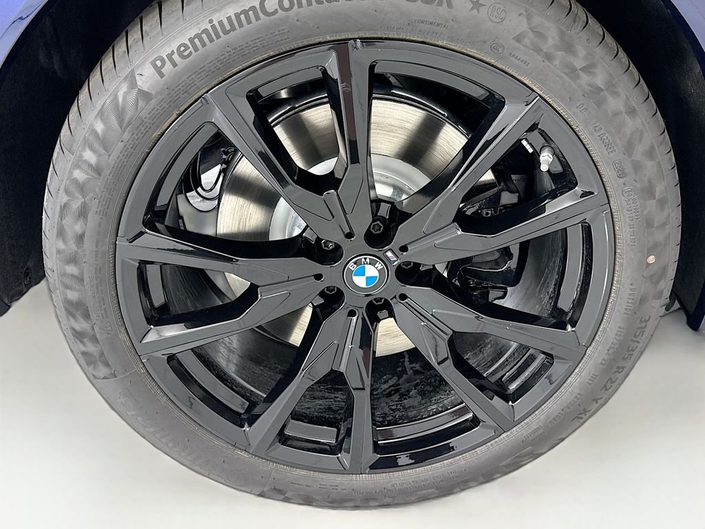 New 2027 Blue BMW M60i image 32