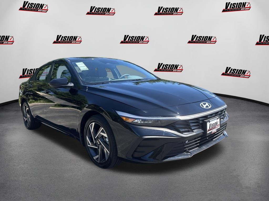 New 2025 Black Hyundai SEL Sport image 3