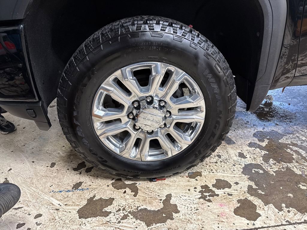 Used 2021 EBONY TWILIGHT METALLIC GMC Denali image 11