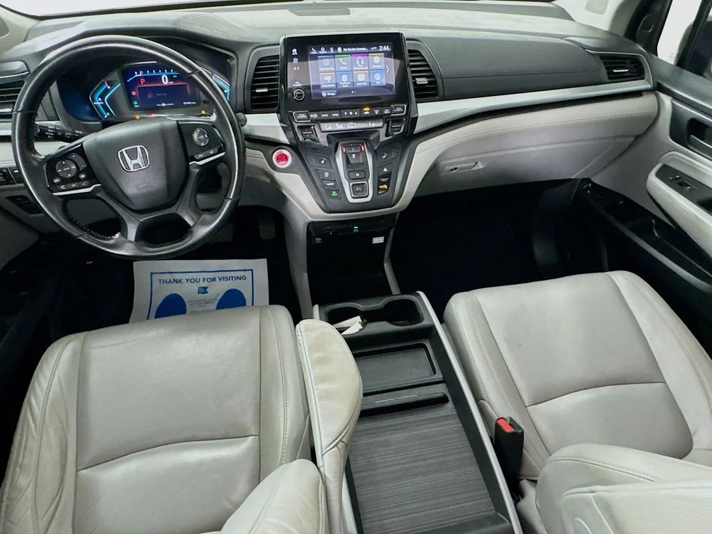 Certified Used 2018 Gray Honda Touring image 29