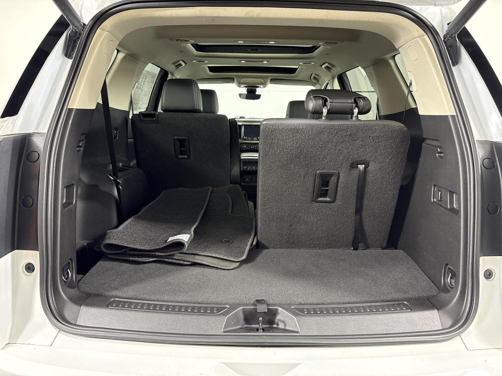 Used 2021 Summit White GMC Denali image 21