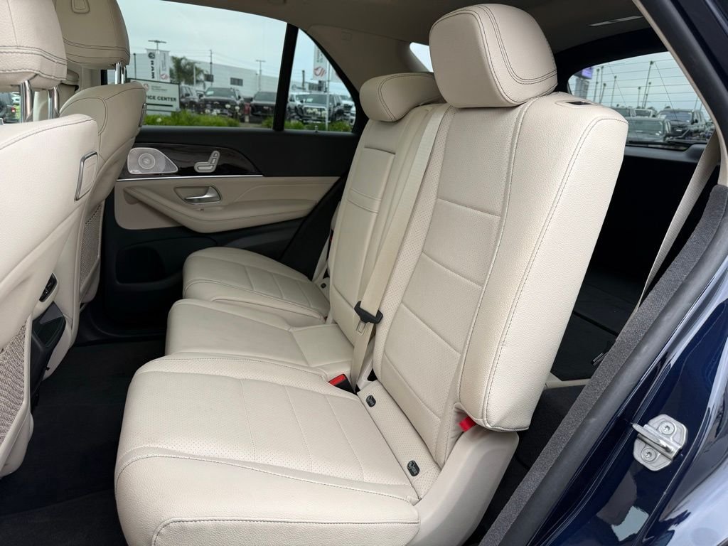 Used 2020 Brilliant Blue Metallic Mercedes-Benz GLE 350 image 4