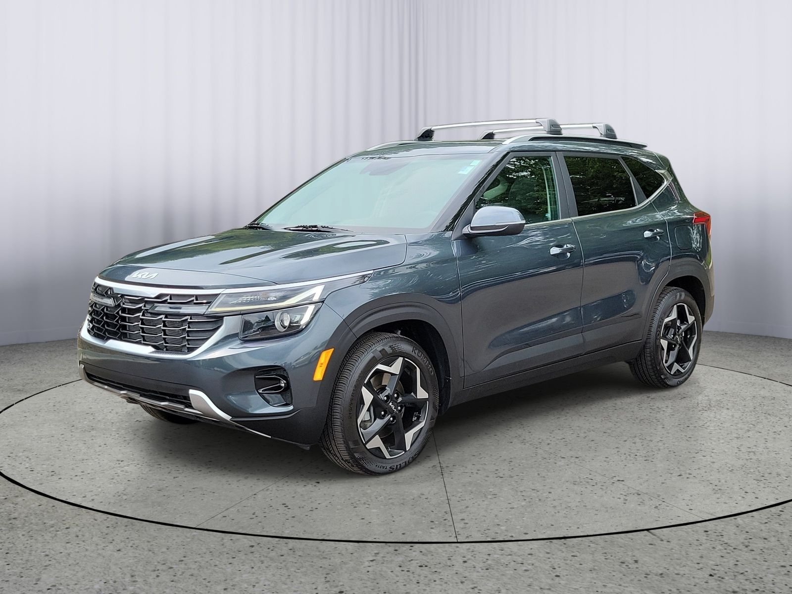 Certified Used 2024 Gray Kia EX image 5