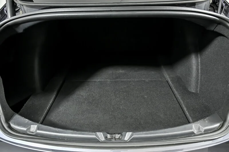 Used 2023 GRAY Tesla  image 11