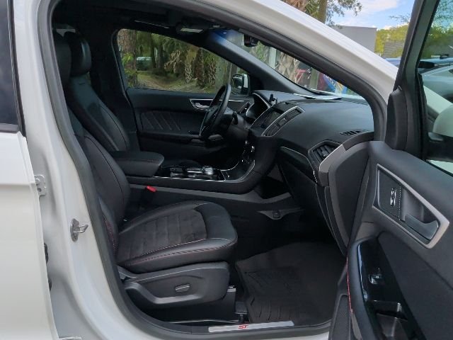 Used 2020 White Ford ST Line image 15