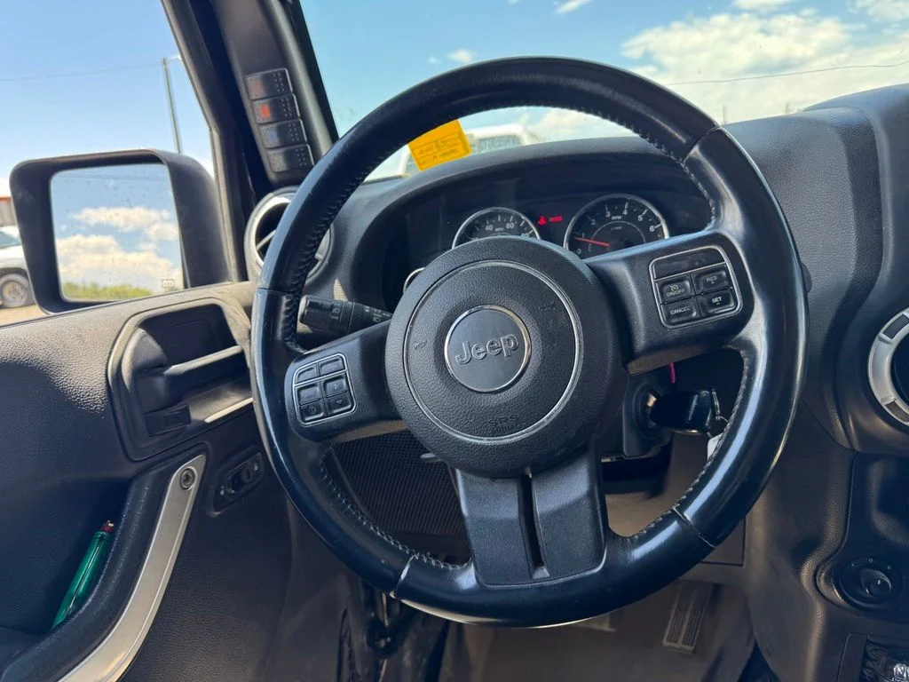 Used 2016 Black Clearcoat Jeep Unlimited Rubicon image 17