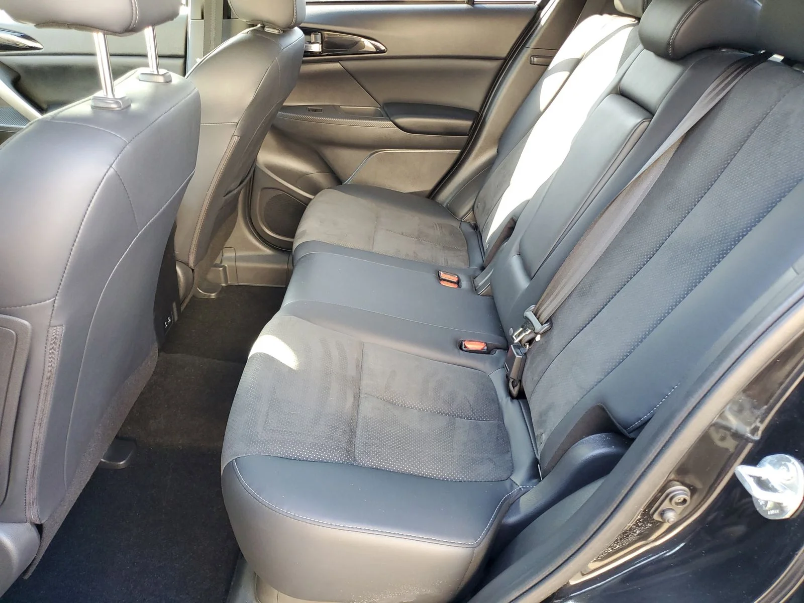 2024 Mitsubishi Eclipse Cross SE - Photo 22