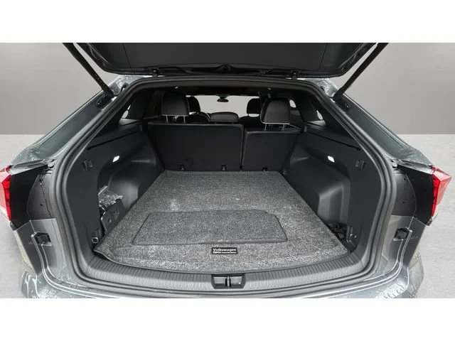 Used 2024 Gray Volkswagen 2.0T SEL Premium R-Line image 32