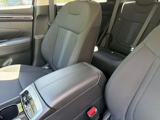 Used 2023 Red Hyundai SEL image 21