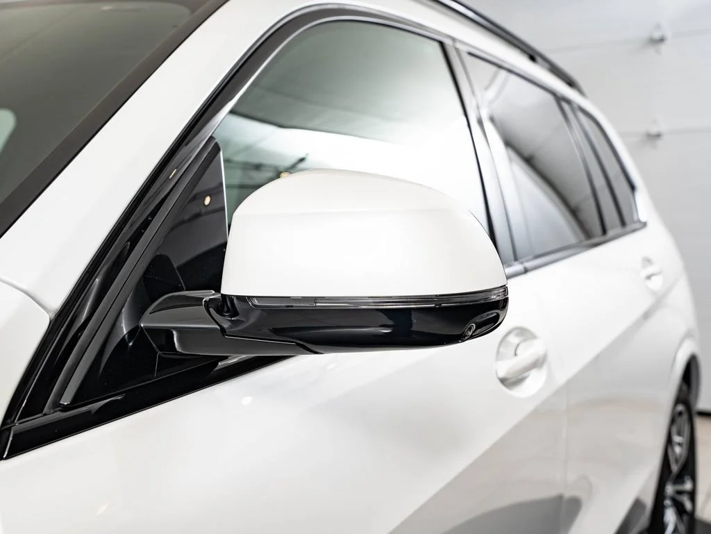 New 2027 White Metallic BMW xDrive40i image 17