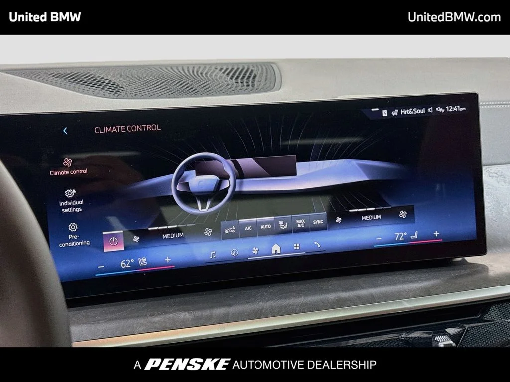 New 2027 Alpine White BMW xDrive40i image 18