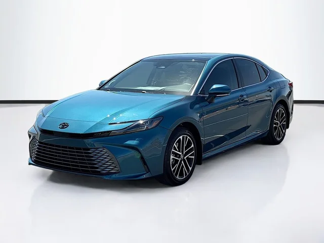 New 2026 Toyota Camry XLE 4D Sedan in Phoenix #TU18G525 | Penske