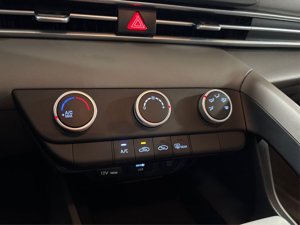 Certified Used 2025 White Hyundai SE image 29
