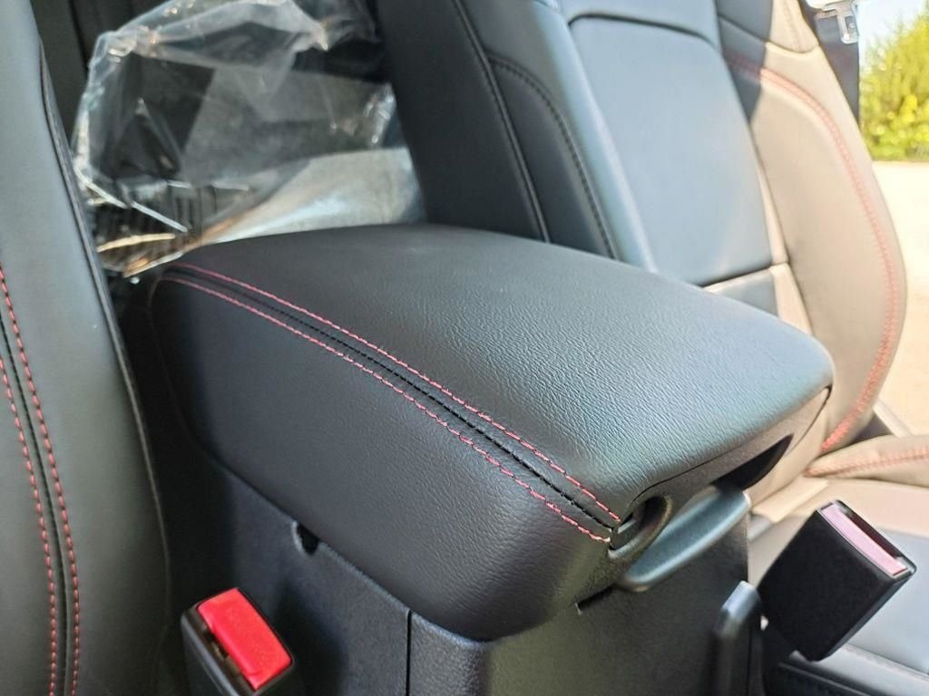 New 2026 Black Clearcoat Jeep Rubicon X image 40
