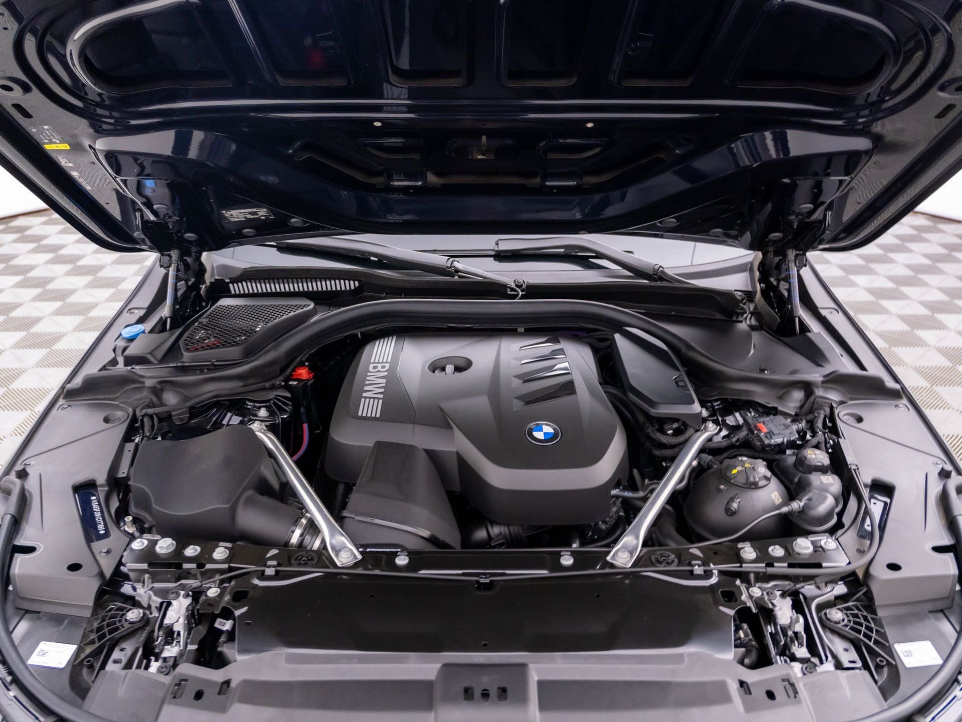 New 2027 Carbon Black Metallic BMW 530i xDrive image 28