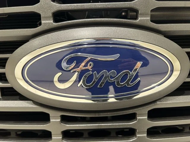 New 2026 Oxford White Ford F-250® XL image 25